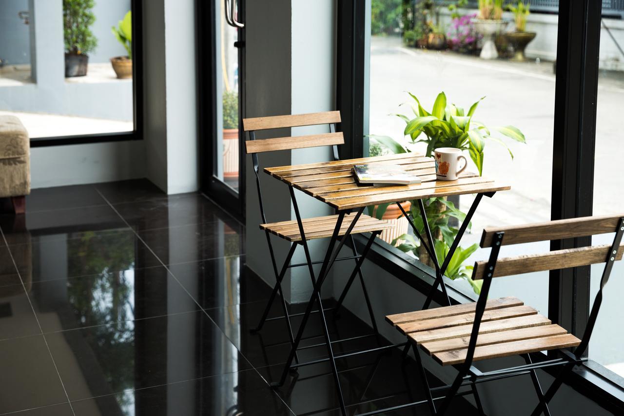 Twentynine Kv Apartel Nonthaburi Exteriör bild