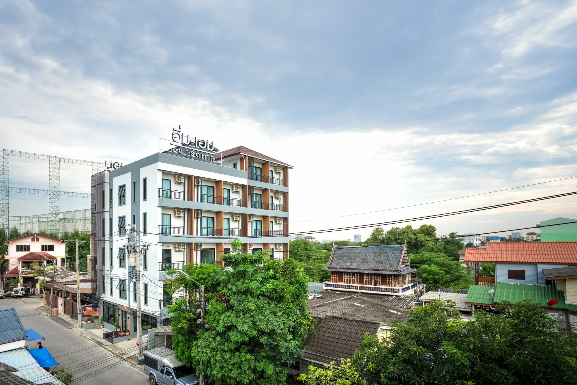 Twentynine Kv Apartel Aparthotel Nonthaburi Exteriör bild